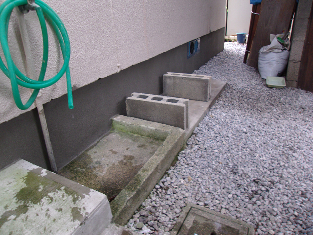 和木町　O様邸　基礎モルタル補修